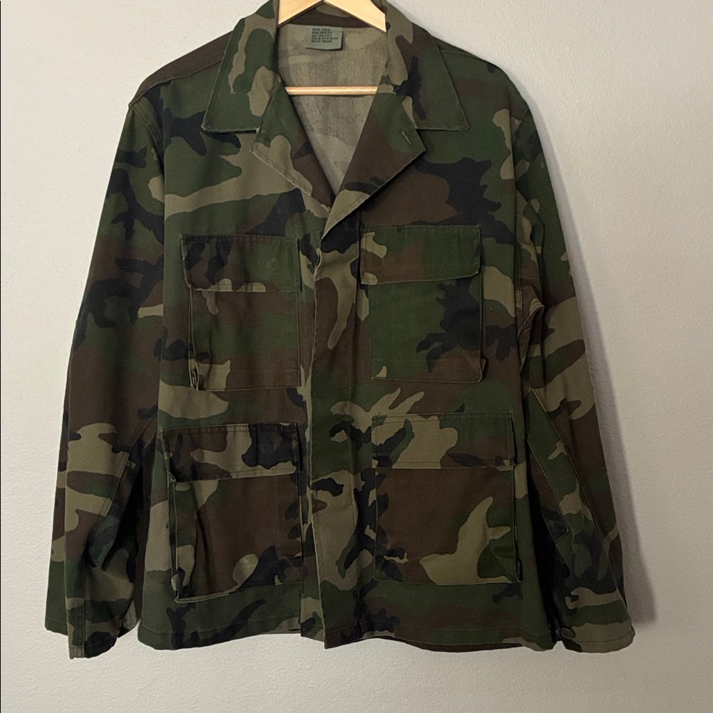 Rothco Military Field Jacket Vintage Style Woodland Camo Poly Cotton Size Medium